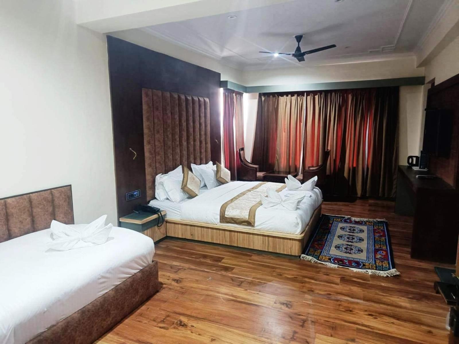 Hotel Ladakh Heaven Leh Esterno foto